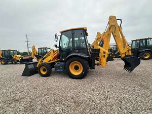 Venta Especial de Retroexcavadora 766A con Motor Yanmar, Bomba Hidráulica y Rodamiento de Motor - Equipo de Construcción de Alta Eficiencia - Product Image 5