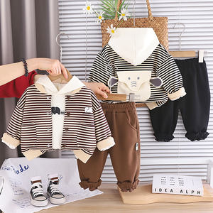 Ensemble 3 pièces décontracté pour enfants garçons automne 2026 : T-shirt en coton à col imprimé, sweat à capuche zippé motif ours rayé et jean - Product Image 1