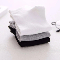 Chaussettes Femme Chaussettes de Sport Respirantes Couleur Solide Chaussettes Bateau Confortables Polyesterankle Blanc Noir