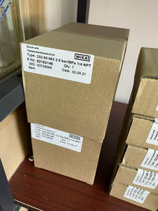 고품질 저비용 다이얼 마노미터 스테인리스 스틸 오일 충전 유압 압력 게이지 모델:233.50 - Product Image 5