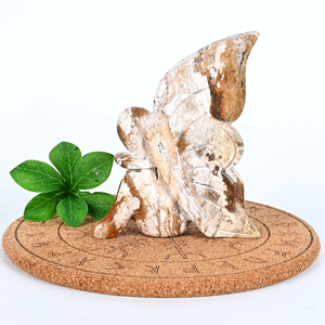 Papillon féerique en cristal de haute qualité, sculpté dans une pierre précieuse, pour la décoration - Product Image 5