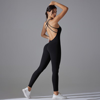 Combinaison sexy décontractée de yoga dans le dos avec bretelles spaghetti pantalon de hanche pêche à séchage rapide tricoté legging de fitness coupe skinny pour l'été
