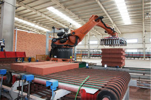 Ligne de fabrication automatique de briques creuses en terre cuite avec système de chargement et déchargement de blocs et système de manutention de palettes de briques - Product Image 3