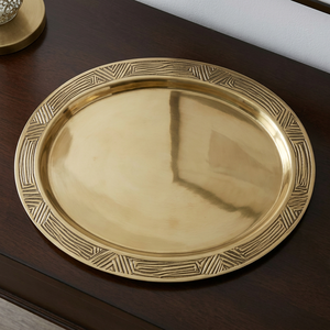 Plateau de service en argent de qualité supérieure avec un design classique, parfait pour les dîners élégants au restaurant et les plateaux de service pour les mariages et les hôtels - Product Image 1