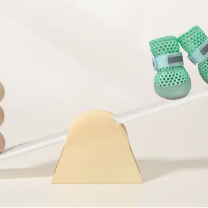 Chaussures de marche pour chien de compagnie, confortables, douces, élégantes, respirantes, en maille, semelle lisse, pratiques, faciles à porter, chaussures pour chien de compagnie - Product Image 3