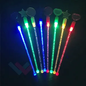 Bar Leverancier Oem Kleurrijke Aangepaste Logo Knipperende Plastic Wijn Drink Cocktail Led Stirrer