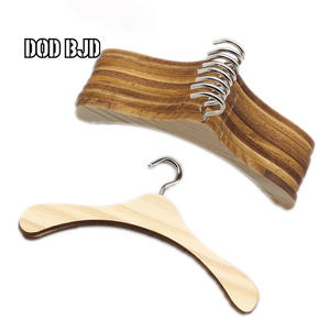 Dd4551 יחיד hanger עבור bjd בובה lubu קריקטורה צעצוע מסוגנן בית עץ ביתי עם בגדים סלון צעצוע מיני מתלה עץ - Product Image 3