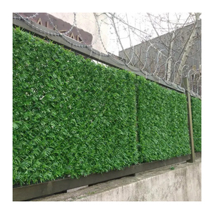 Rollo de Cerca <span class=keywords><strong>Artificial</strong></span> de Césped Sintético Verde para Protección de Privacidad en Exteriores, Gran Venta de Linwoo - Product Image 2