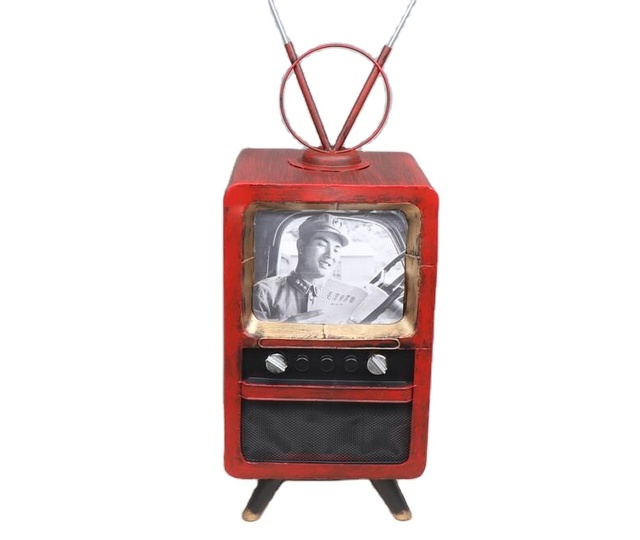 Creative Vintage Mini TV Mini Television Smart Phone Screen Projector