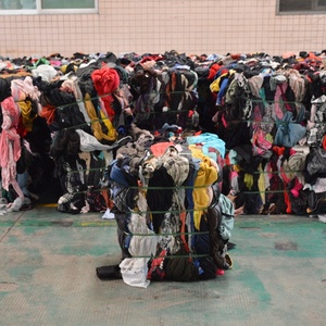 Trapos de limpieza industriales Reciclaje de residuos textiles <span class=keywords><strong>Ropa</strong></span> usada Trapos de limpieza - Product Image 4