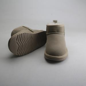 Stivali da <span class=keywords><strong>Donna</strong></span> con Logo Personalizzato in Pelle di Vitello Scamosciata Taglie 36-41 Certificati BSCI - Product Image 3