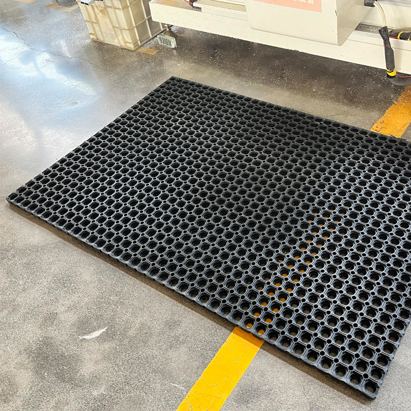 Tapis Anti-Fatigue en caoutchouc, étanche, épais, Drainage d'eau de pluie, nid d'abeille, avec serrure, vente en gros