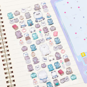 Autocollants 3D en cristal gaufré imperméable en PVC Autocollants mignons pour téléphone, oiseaux, hérissons, pandas, pingouins, décoration pour enfants - Product Image 3