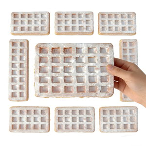 Gaufres Bruxelloises Rectangulaires en Plastique Écologique de 17 cm, Modèle Croustillant pour la Poudrage de Sucre, Accessoires de Cuisine et de Pâtisserie - Product Image 1