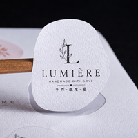 Autocollants en papier texturé personnalisés en gros avec logo, formes variées, autocollants en relief 3D, autocollants de luxe pour parfums et bougies, étiquettes