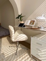 Bureau d'ordinateur en MDF de style nordique mi-siècle, table de conférence simple et luxueuse pour chambre à coucher et maison, populaire sur Internet, pour l'écriture (Cow and Cow)