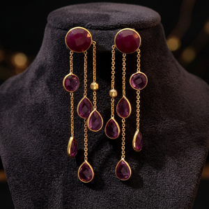 Nouvelle Arrivée - Boucles d'Oreilles Clous en Or 24K Plaqué Or avec Améthyste, Chalcédoine Hydra et Fuchsia, Ornées d'une Chaîne, Style Ethnique - Product Image 3