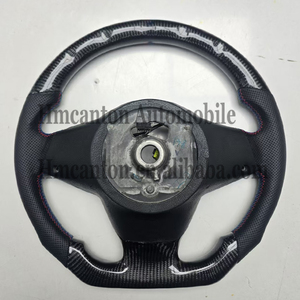 Nouveaux produits explosifs : Volant perforé en cuir et fibre de carbone pour BMW X5 X6 E70 E71 - Product Image 5