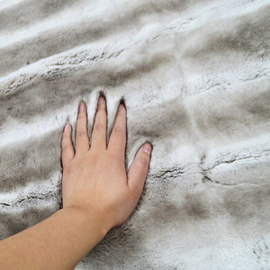 ขนกระต่ายเร็กซ์แท้ ขนชินชิล่า นุ่มเป็นธรรมชาติ สำหรับหุ้มเบาะรถยนต์และเสื้อผ้า ขนาด 55 ซม.*110 ซม. - Product Image 2