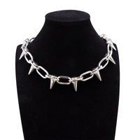 Collier chaînes mode pour femme en alliage de zinc, style punk de fête, avec pendentifs pointus, triangle, noir, blanc, couleur K Gun, design géométrique multi-niveaux