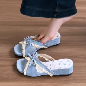 2026 Summer French Stunning Floral Lace <b>Bow</b> One‑Strap Slippers Fairy Style Wedge Heel Beach Vacation Women Slide Sandals - Product Image 1