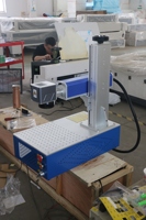 Marqueur de fibre de machine de gravure laser à diode de niveau d'entrée 20w avec tête Galvo SG7110 300*300mm EZCAD Double points rouges rotatifs