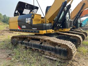 Excavatrice sur chenilles hydraulique d'occasion Caterpillar CAT326 de 26 tonnes, exportée du Japon, avec godet disponible et garantie, accessoire de râteau - Product Image 6