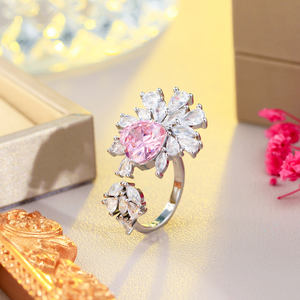 Shiny Love Cincin Besar Wanita, Aksesori Perhiasan Pesta Pertunangan Pernikahan, Cincin Besar Dapat Disesuaikan Zirkonia Kubik Merah Muda Bentuk Hati - Product Image 2