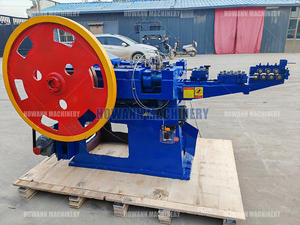 Système automatique de fabrication de clous pour cloisons sèches avec mécanisme autolubrifiant - Product Image 2