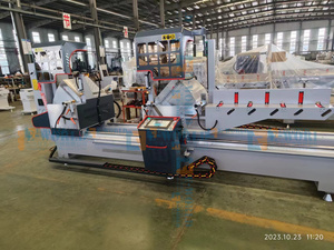 Scie à aluminium double tête CNC650 avec système de refroidissement par pulvérisation, machine de découpe robuste pour profilés aluminium de murs-rideaux - Prix - Product Image 4