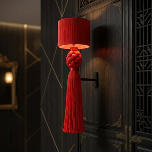 Applique murale à pompons rouges avec abat-jour tressé, luminaire décoratif moderne pour chambre et salle de bain - Product Image 2