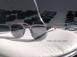 Lunettes de soleil rétro à grand cadre pour femmes et hommes, lunettes carrées à la mode en grain de bois pour la protection solaire Lunettes de soleil myopie - Product Image 2