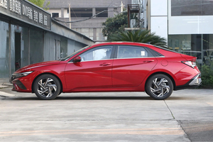 <span class=keywords><strong>Elantra</strong></span> <span class=keywords><strong>2022</strong></span> Usado, 1.5L CVT LUX Edición Premium, Compacto, Gasolina, Volante a la Izquierda, Transmisión Manual, Sedán en Venta - Product Image 6