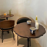 Meubles commerciaux sur mesure, hôtel, café, restaurant, table basse moderne en bois massif, chaises de bistrot en rotin