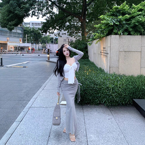 Hong Kong Style Autumn New Arrival Striped Three Piece Set Button Down Cardigan Short Ribbon Top High Waisted Tie Up Skirt - Product Image 4
