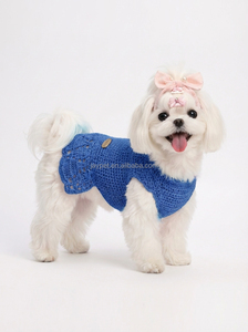 Vestido para <span class=keywords><strong>Perro</strong></span> Hecho a Mano - Ropa Tejida a Crochet para Cachorros Malteses - Product Image 3