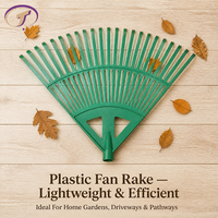 Râteau à feuilles à 24 dents avec manche en bois et tête en plastique en forme d'éventail pour l'entretien des parcs et jardins, la collecte des feuilles tombées, outil de jardinage