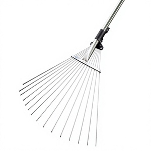 Râteau à feuilles en acier inoxydable, 16 dents, 31 cm de longueur des dents, manche antidérapant, outil de nettoyage de pelouse et de jardin - Product Image 2