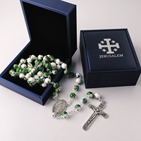 Colliers gothiques, bijoux pour femmes, beau motif vert, chapelet religieux en céramique avec boîte carrée à cadeau bleu