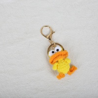 Porte-clés pendentif en peluche naturelle au crochet fait main, mignon, avec grands yeux et bouche, en forme de grenouille, canard ou poisson, cadeau créatif, ornement suspendu de dessin animé