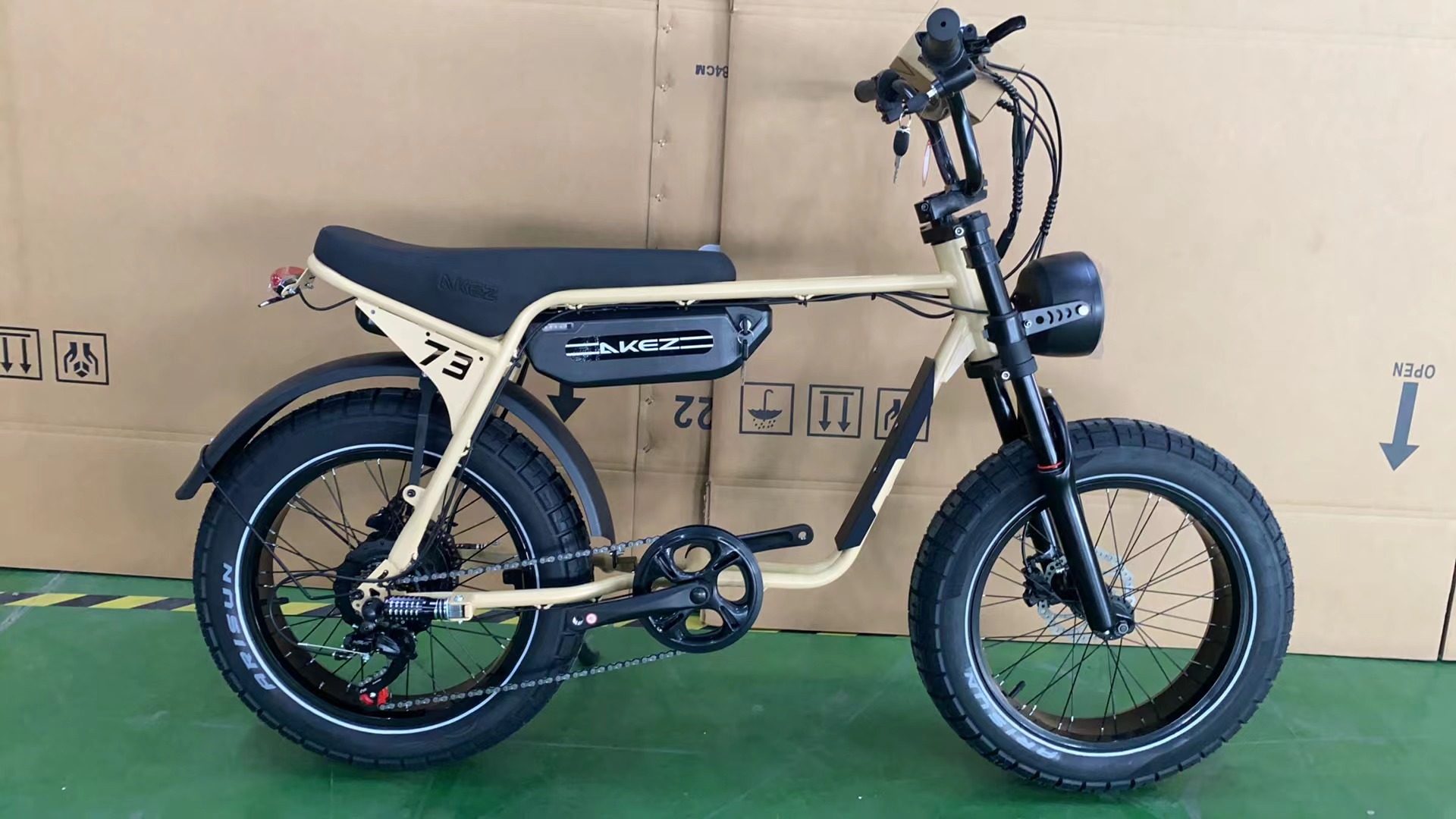 自転車SIA FEI Super73 Z Miami Z1 ZX Electric Fat E-Tire Bike - 250w+ Power