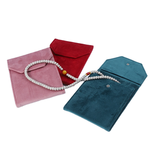 Caja de Joyería Moderna de Terciopelo Cuadrada de Lujo, en Oferta, para Juego de Collar de Perlas, Cadena, Colgante, con Cierre de Botón, en Stock - Product Image 1