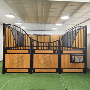 EU Stijlvolle Prefab Gefabriceerde Duurzame Paardenstalpanelen Sterk Gegalvaniseerd Metaal Bamboe Frame Draagbaar Weinig Onderhoud Paardenstal - Product Image 2