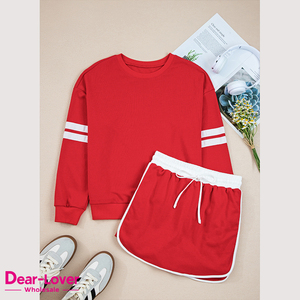 Dear-Lover Vente en gros Impression à la demande Logo personnalisé OEM ODM Varsity Stripe Detail Casual Knit Two Piece Women Mini Plinthe Set - Product Image 4