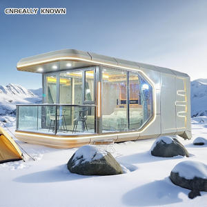 Studio d'artiste avec fenêtre de toit orientée vers l'ouest pour un espace professionnel créatif en forme de capsule - Product Image 4