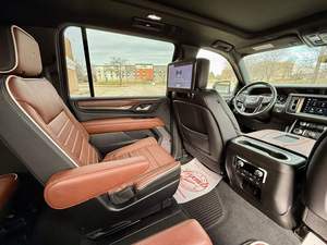 <span class=keywords><strong>GMC</strong></span> YUKON Denali SUV USATO - Product Image 5
