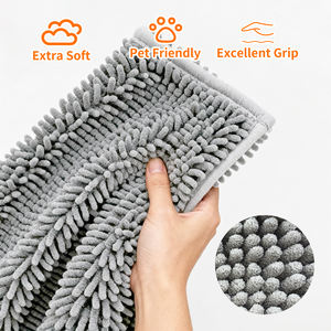 OKKPETS Personalisierbare, schnelltrocknende Haustiermatte aus Chenille – saugfähige, rutschfeste und waschbare Schmutzfangmatte für schmutzige Hundepfoten - Product Image 4