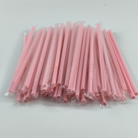 Pailles en plastique jetables roses et rouges