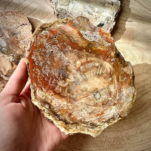 Base de dessous de verre en pierre de paysage de jade pour la décoration intérieure et le délice du buveur de thé - Product Image 3