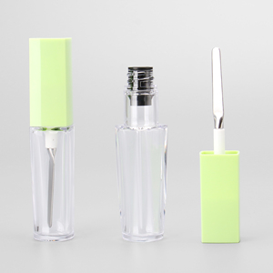 Tube de blush OMI grande capacité 15,3 ml en PET, conteneur de correcteur, emballage de fond de teint avec long pinceau en PP - Product Image 1